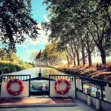 V0742 - T2 Climatisé Front De Avec Terrasse Et Place Parking Vias