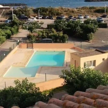 Apartment T2 Climatise Front De Avec Terrasse Et Parking - V0742 Vias
