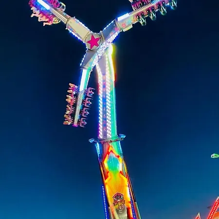 V0742 - T2 Climatise Front De Avec Terrasse Et Place Parking 비아스